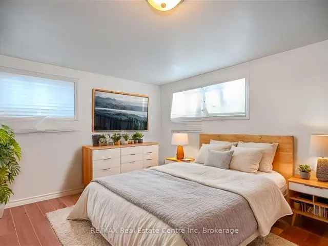 House For Sale in Guelph, Ontario