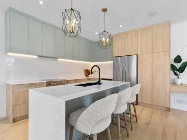 Farmhouse Style Homes for Sale Near Candiac
