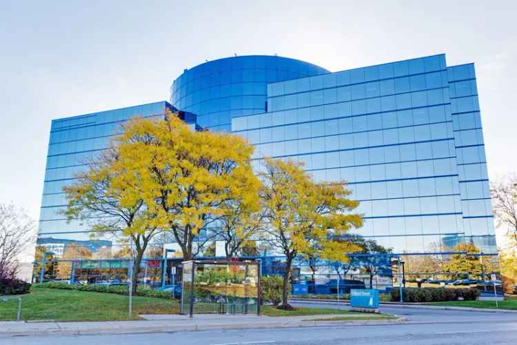 Office building For Rent in 95, Mural Street, Richmond Hill, Ontario