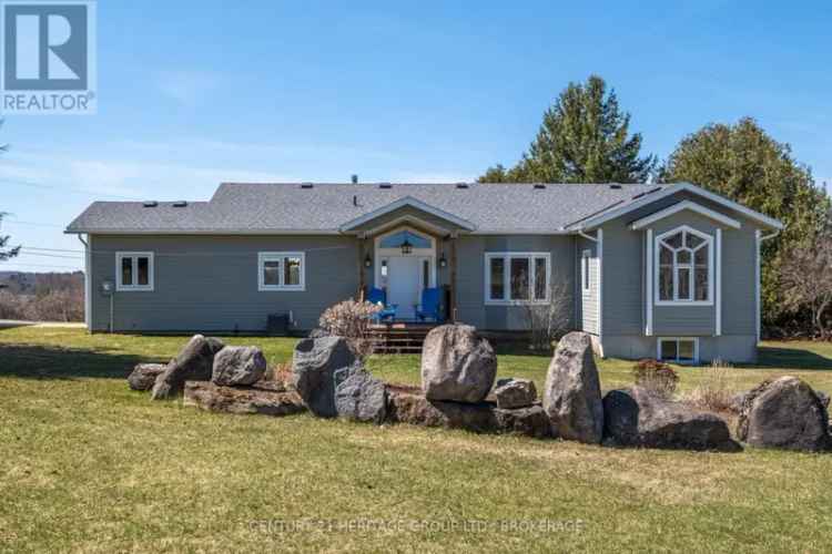 Stunning Bungalow near Evergreen Golf Course - Fully Finished with Recent Updates