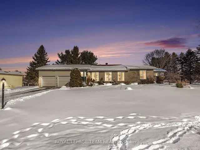 Spacious 3-Bedroom Bungalow in South Mountain