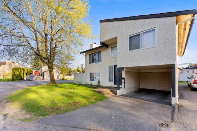 5 Bedroom Home with Mortgage Helper in West Newton Surrey