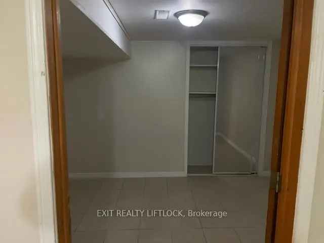 1 Bedroom Basement Apartment Near Hospital Bus Route