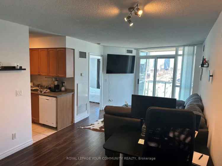 Lake View Suite near Union Station Amazing Amenities