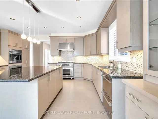 Luxury Oakville Home 4700 Sq Ft Finished Basement Chef Kitchen