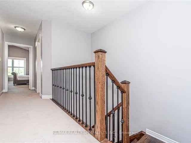 House For Sale in Mississauga, Ontario