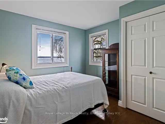 Georgian Bay Waterfront Haven - Panoramic Views Sandy Beach Boathouse