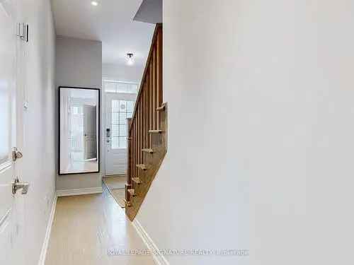 Buy House in Oakville Spacious 3 Bedroom 1 Townhome with Deck