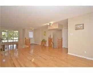 Condo For Sale in (Old) Ottawa, Ontario