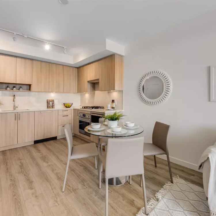 Luxury 1-Bedroom Apartment in One Central - Parking Included