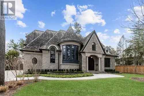 Stunning 8200 Sq Ft Estate House For Sale