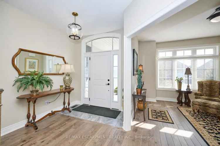 Ridgeway-By-The-Lake Bungalow 3 Bed 3 Bath 2488 Sqft