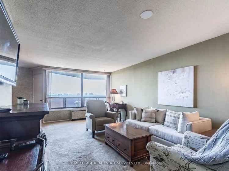 Condo For Sale in Toronto, Ontario