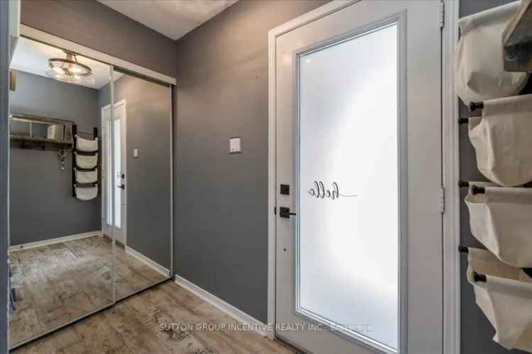 3 Bedroom 2 5 Bath Home in Barrie with Double Garage