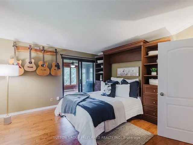 House For Sale in Thames Centre, Ontario