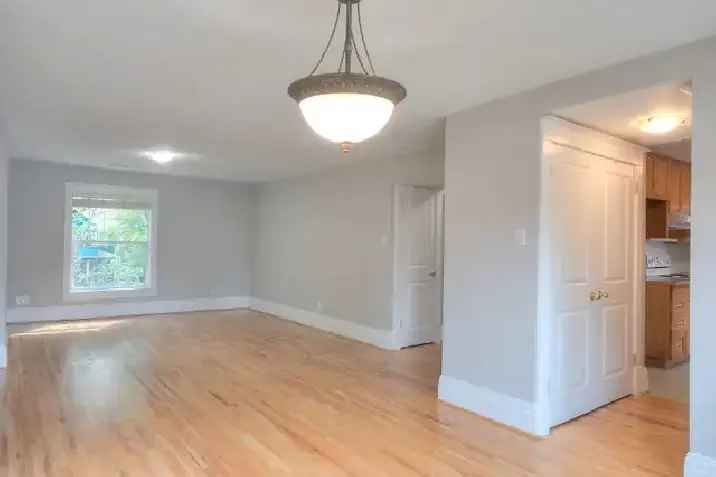 3 Bedroom, 1.5 Bath Home for Rent in Crescentwood