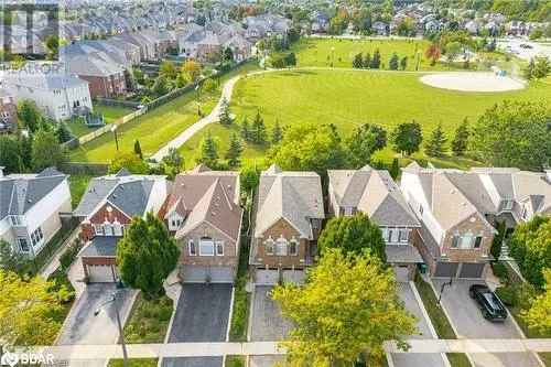 House For Sale In Central Erin Mills, Mississauga, Ontario