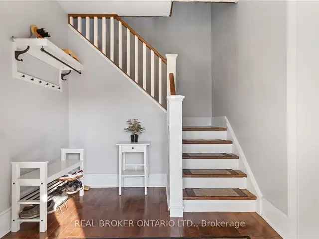 House For Sale in Scotland, Ontario