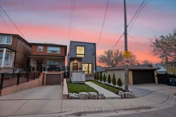 Luxury Contemporary Home with Chef's Kitchen and South-Facing Backyard