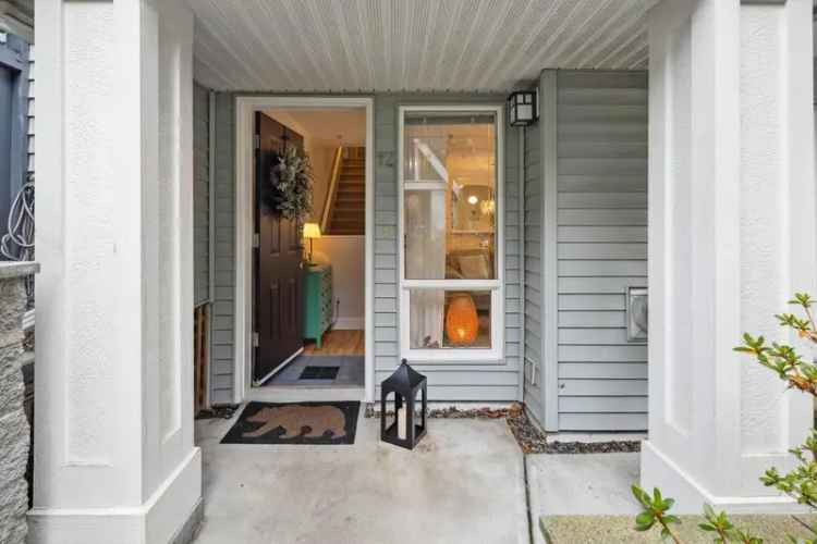 Townhouse For Sale in District of North Vancouver, British Columbia