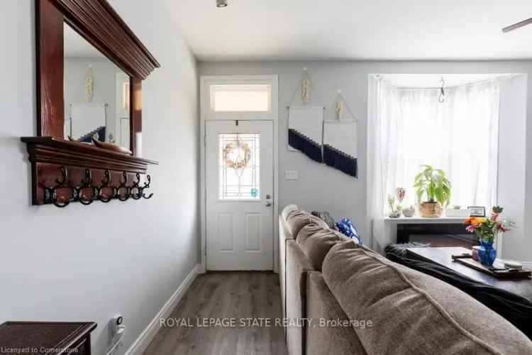 Charming 2-Bedroom Semi-Detached Home in Corktown