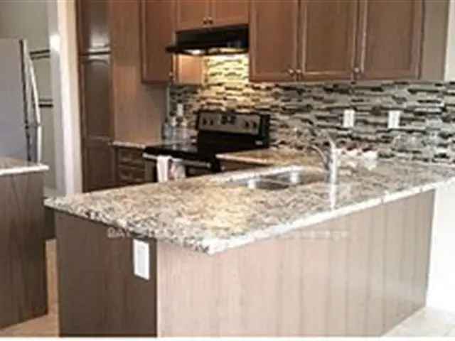 Townhouse For Sale in Caledon, Ontario