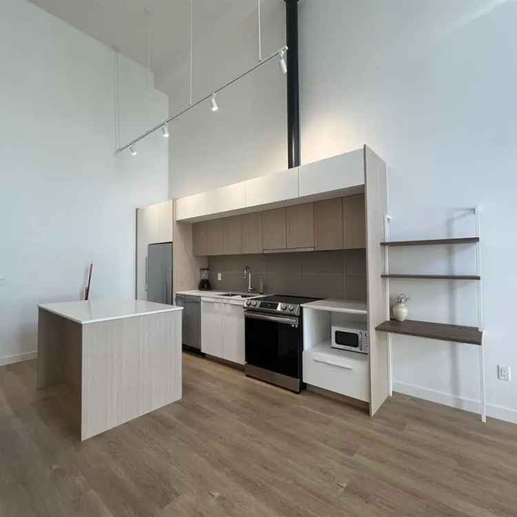 High Ceiling Loft near SFU - 2 Beds 2 Baths