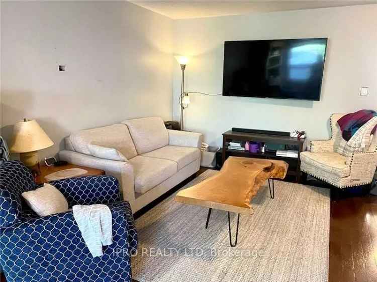 3 Bedroom 3 Bath Semi-Detached Home in Georgetown South
