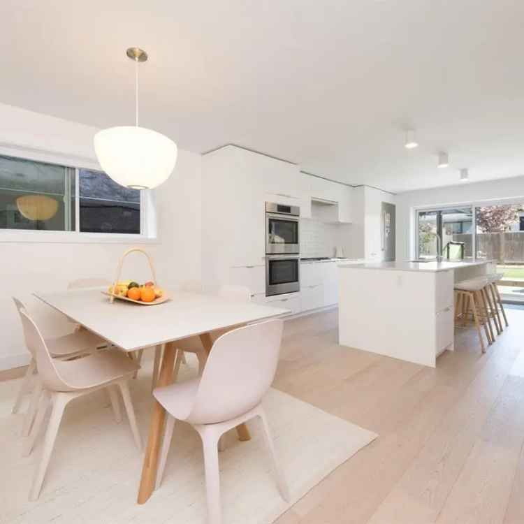 Luxury 5-Bed 3-Bath Home for Sale in Fraserhood