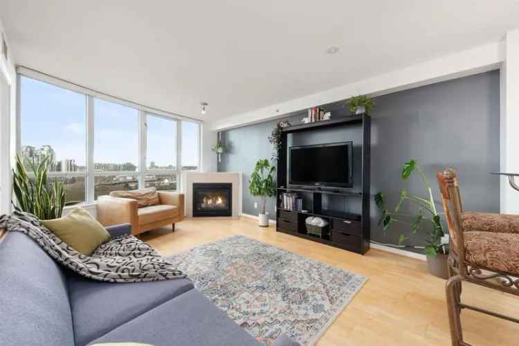 House For Sale in 63, Keefer Place, Vancouver, British Columbia