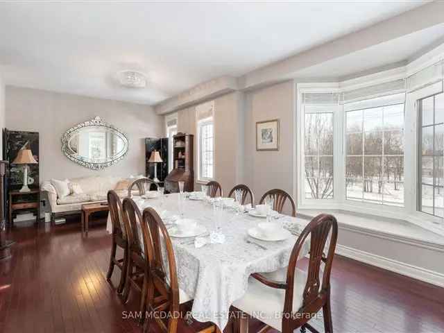 Townhouse For Sale in 29, Premium Way, Mississauga, Ontario