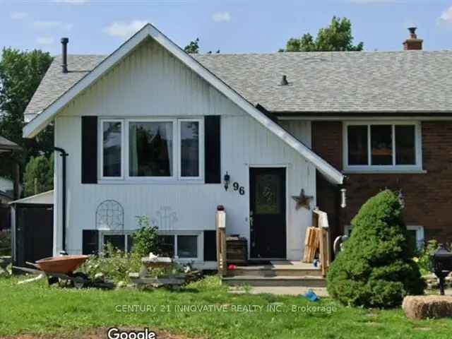 Peterborough Raised Bungalow - Move In Ready Family Home