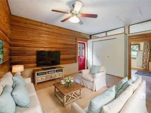 4 Bed 3 Bath Log Home in North Nanaimo Forested Paradise