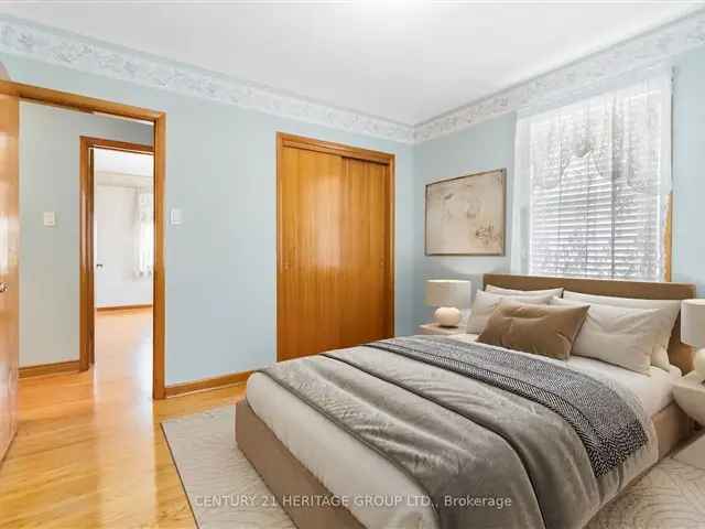 3-Bedroom Family Home with Breathtaking Niagara Escarpment Views