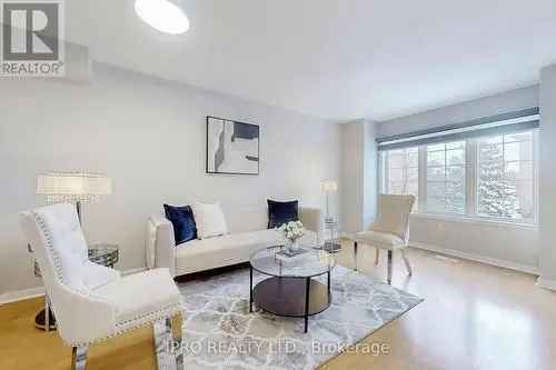  townhouse for sale in uptown mississauga with 3 bedrooms and low condo fees