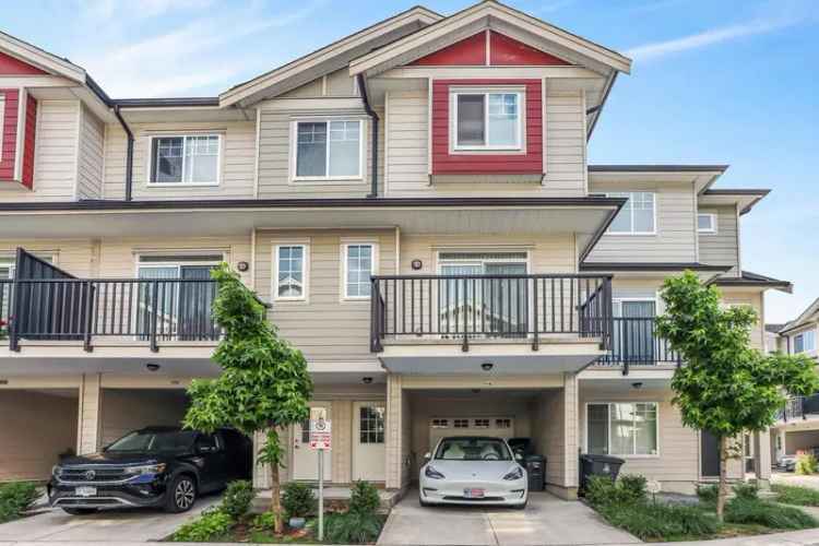 4 Bed 4 Bath Townhouse in Sullivan Station Surrey