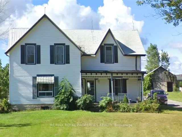 House For Sale in Foxboro, Ontario