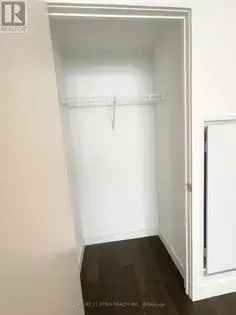 1 Bedroom Plus Den Condo in Toronto City Center