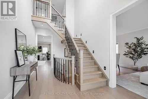 Luxury Bronte Home 4 Beds 4 Baths Saltwater Pool Finished Basement