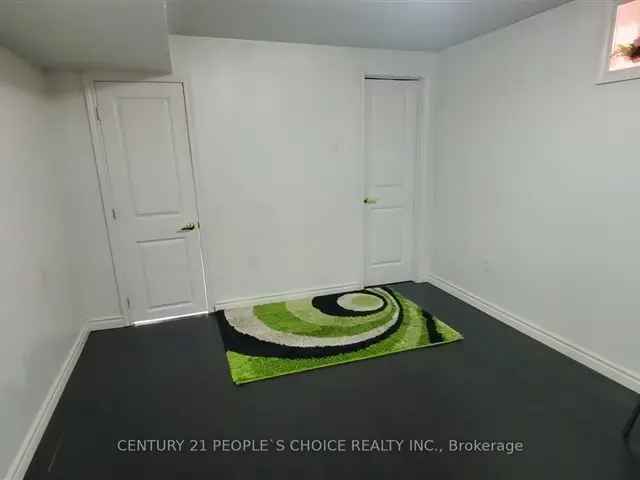 2 Bedroom Basement Apartment Near Amenities