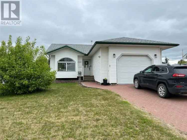 Stunning Canalta Home Renovation 3 Beds Finished Basement