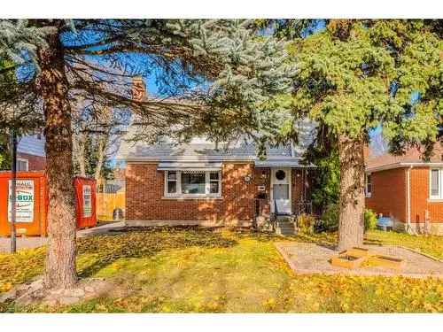 Charming Kitchener Home 2 Beds 2 Baths Near Rockway Golf Course