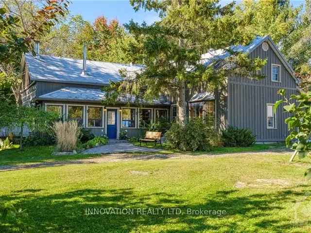 House For Sale in Mississippi Mills, Ontario