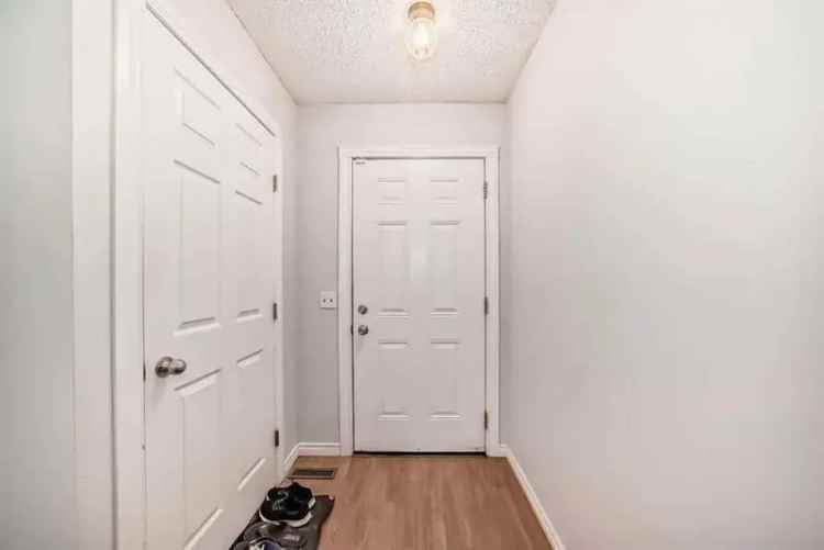 House For Rent in Calgary, Alberta