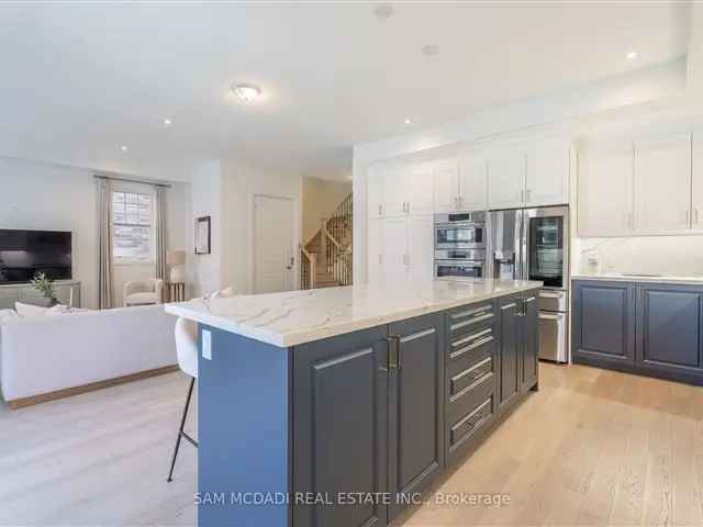 House For Sale in Mississauga, Ontario