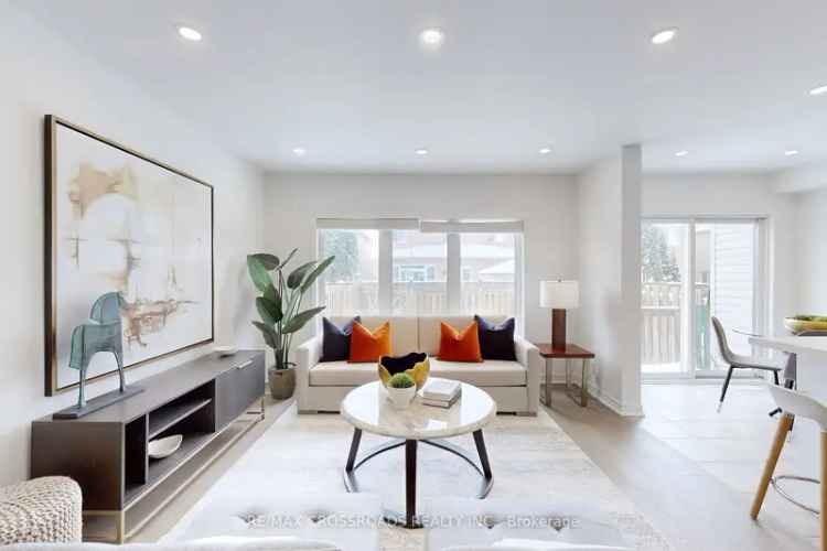 Beautifully Renovated Freehold Townhome in Bayview Meadows