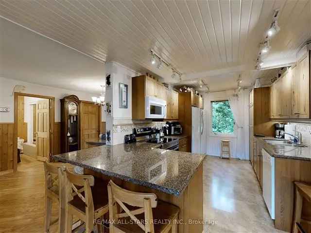 House For Sale in Georgina, Ontario