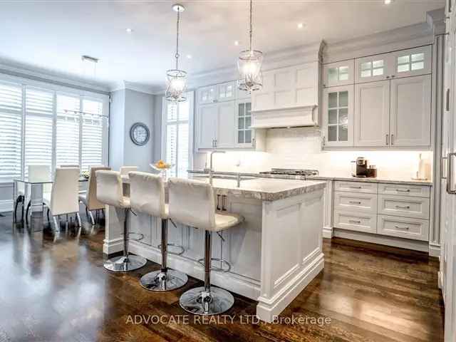 House For Sale in Toronto, Ontario