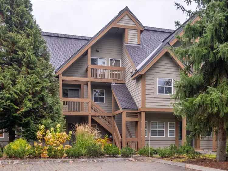 A $3,100,000.00 Townhouse with 3 bedrooms in Benchlands, Whistler