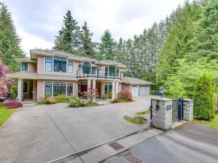 Luxury House for Sale in South Surrey